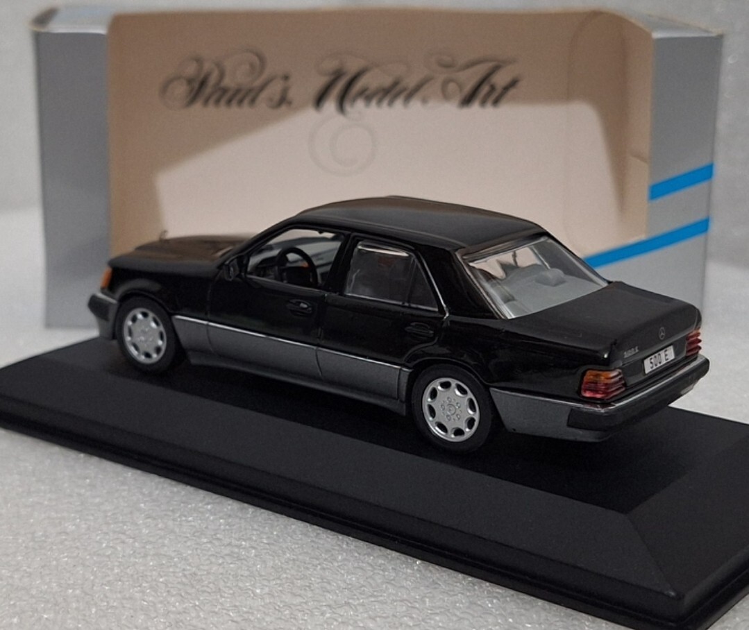 Mercedes-Benz E-Class 500 E W124 V8 1990 Blue Black 1:43