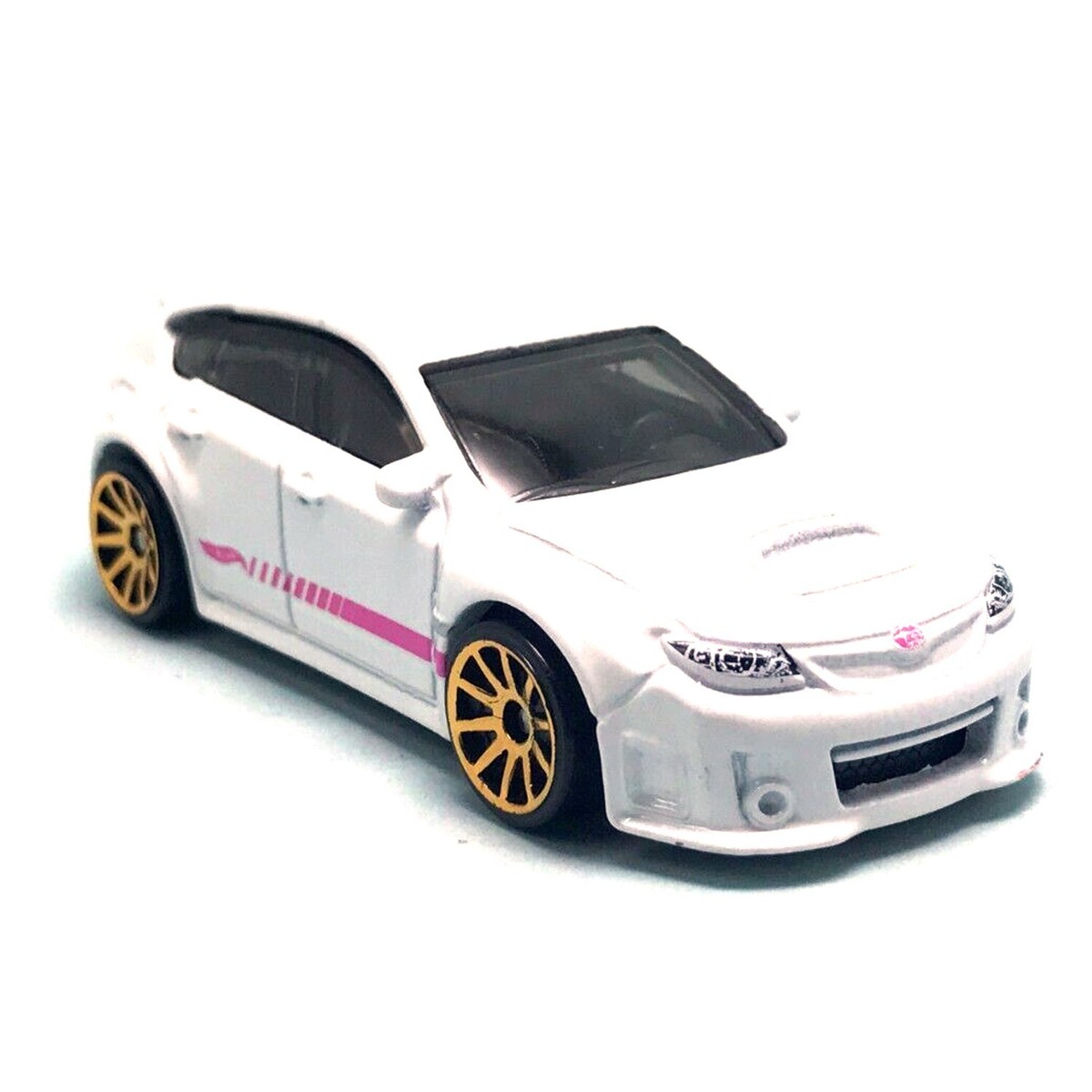 1/43 SUBARU STI S402 WAGON ホワイトパール W262