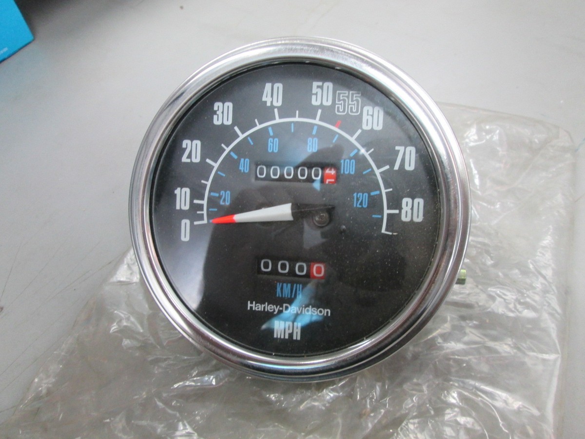 NOS Harley Davidson OEM Nippon Seiki 85 MPH 130 KMH Speedometer FL