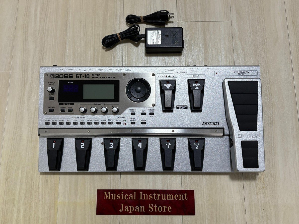 BOSS GT-10 マルチエフェクター 動作OK！外観錆あり BOSS GT-10 マルチ