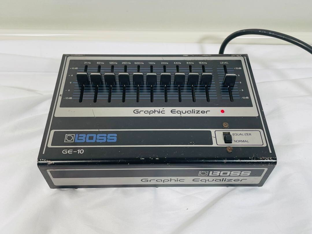 Excellent !! BOSS GE-10 Graphic Equalizer EQ Vintage Guitar Effect