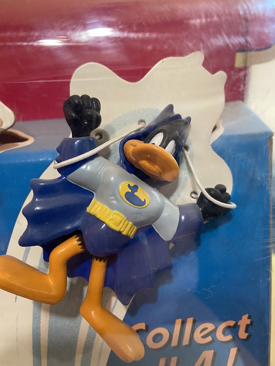 McDONALDS HAPPY MEAL WARNER BROS SUPER LOONEY TUNES STORE DISPLAY