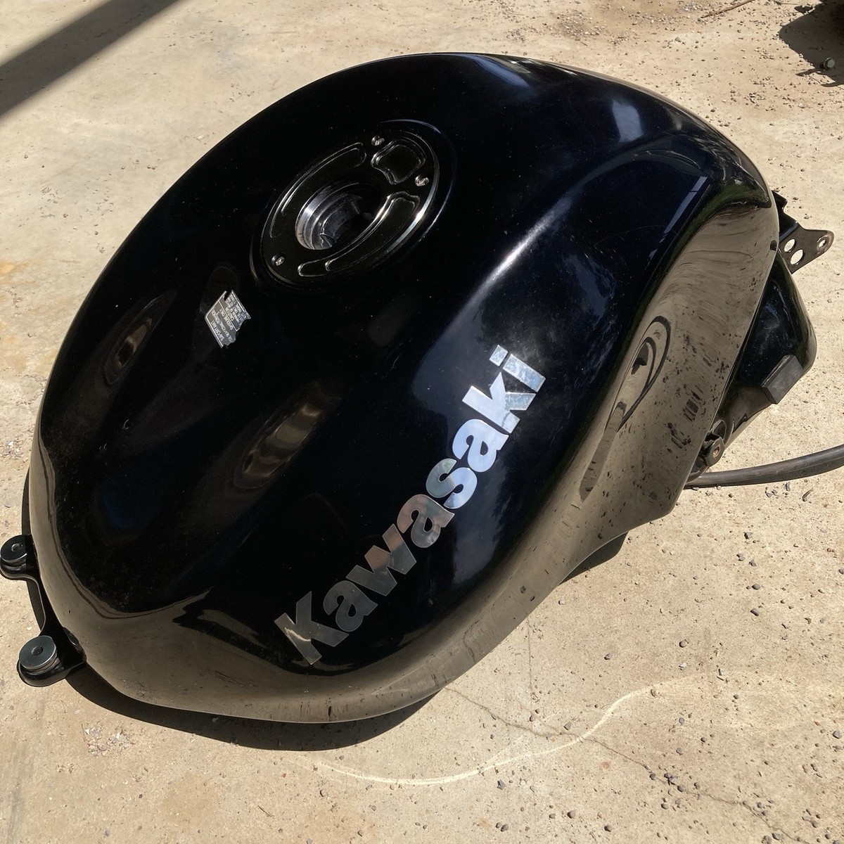 Ten-Qoo 1002 Ten-Qoo 1002 Ten-Qoo 1002 Kawasaki ZX-10R Gas Tank