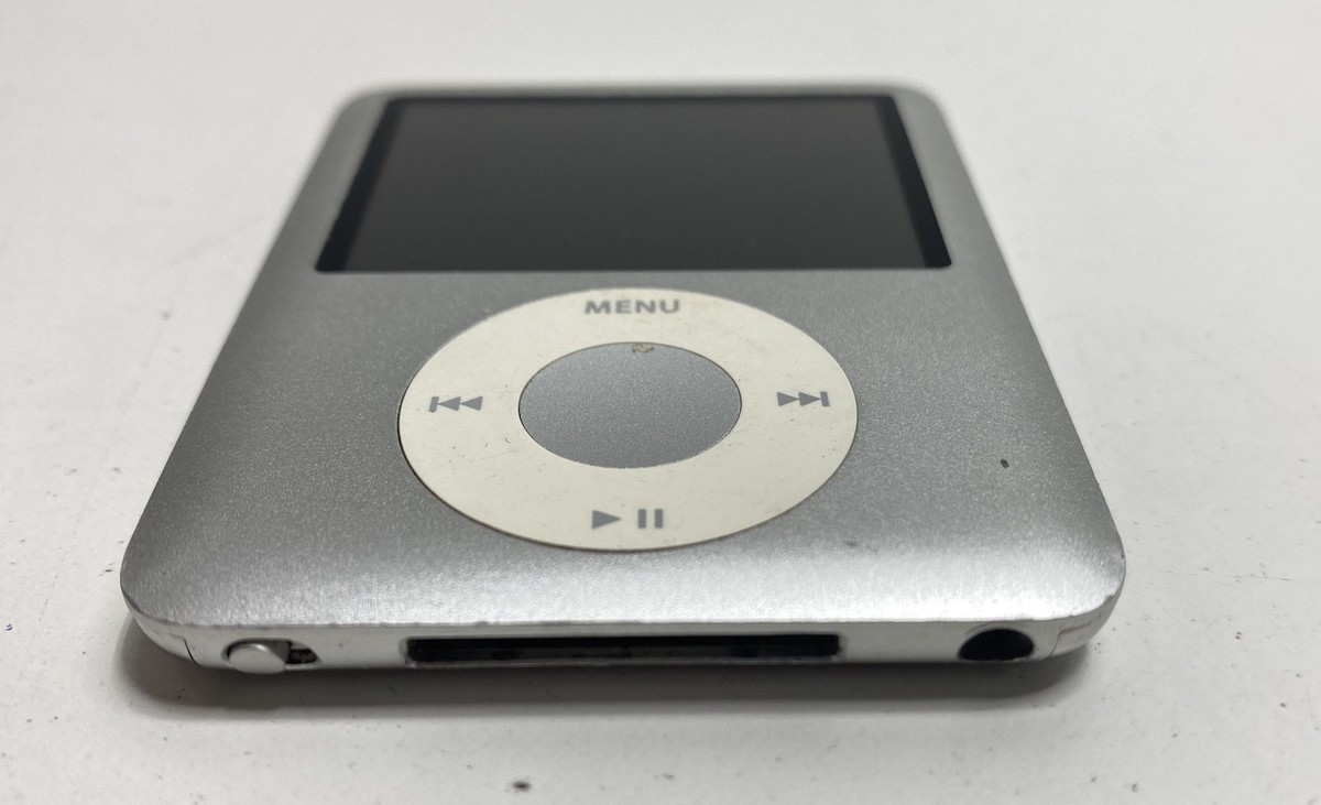 Apple iPod Nano - 3rd Generation 4GB - Silver | eBay