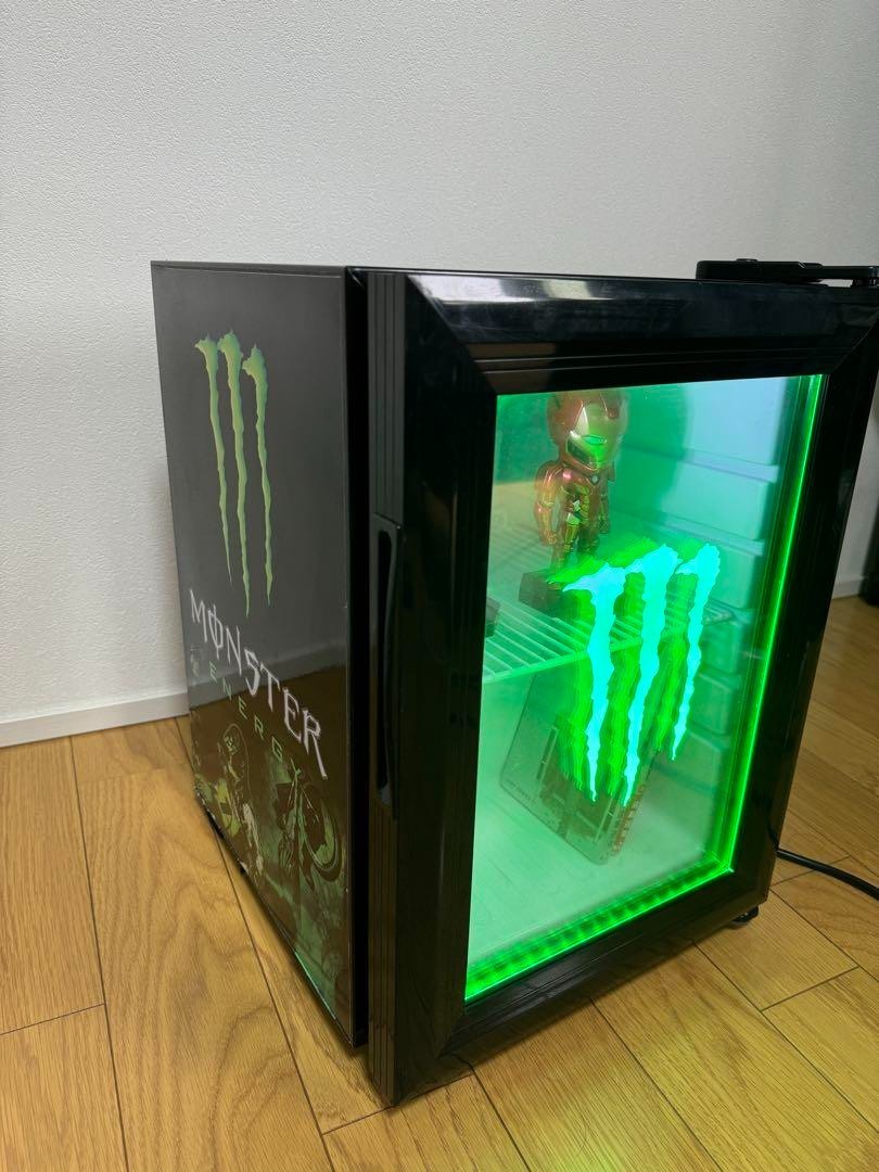Monster Energy 冷蔵庫 LEDライト付き Monster Energy Custom Glass