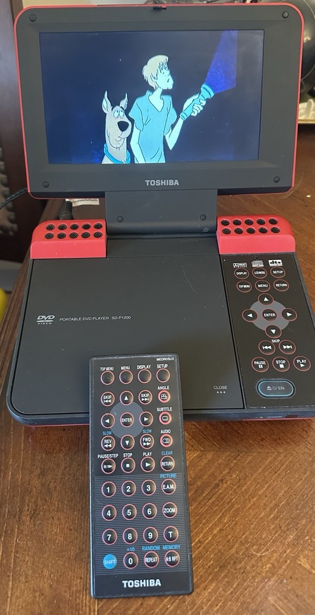 TOSHIBA SD-P1200 Portable DVD Player with Charger & Remote