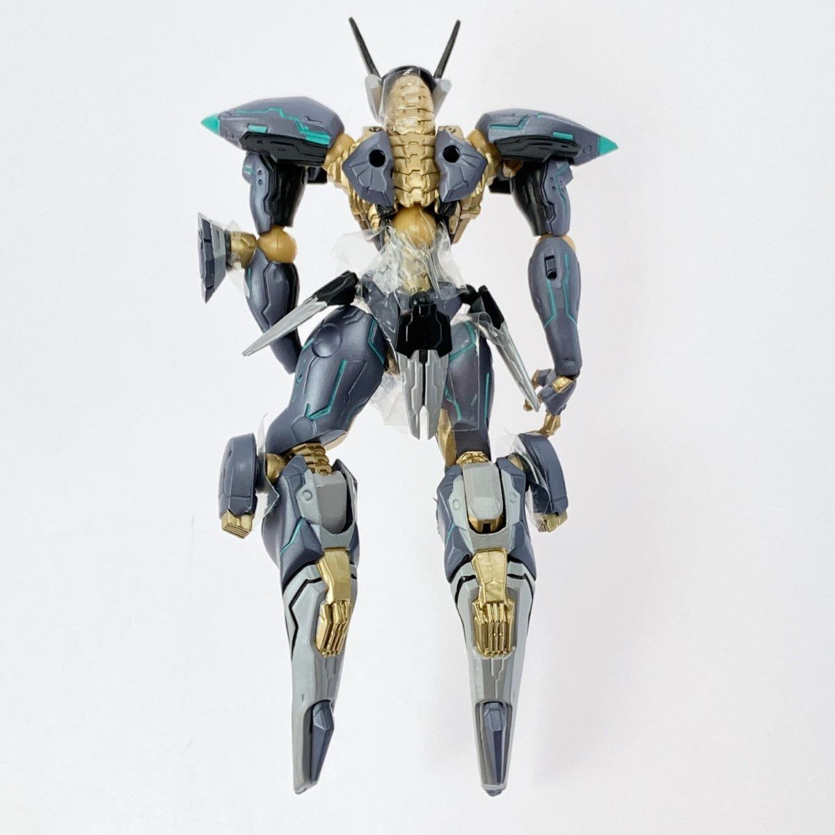 Revoltech Yamaguchi Zone of the Enders Jehuty & Vector Cannon