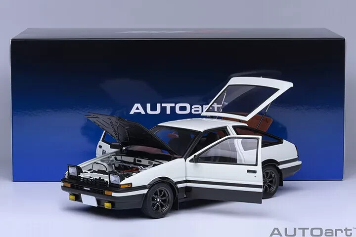 Autoart 1/18イニシャルD AE86 ミニカー AUTOart 1/18 トヨタ