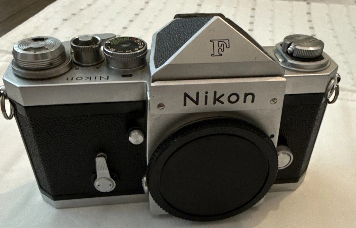 Nikon F Eye Level Silver 35mm SLR Film Camera Body Made In Japan