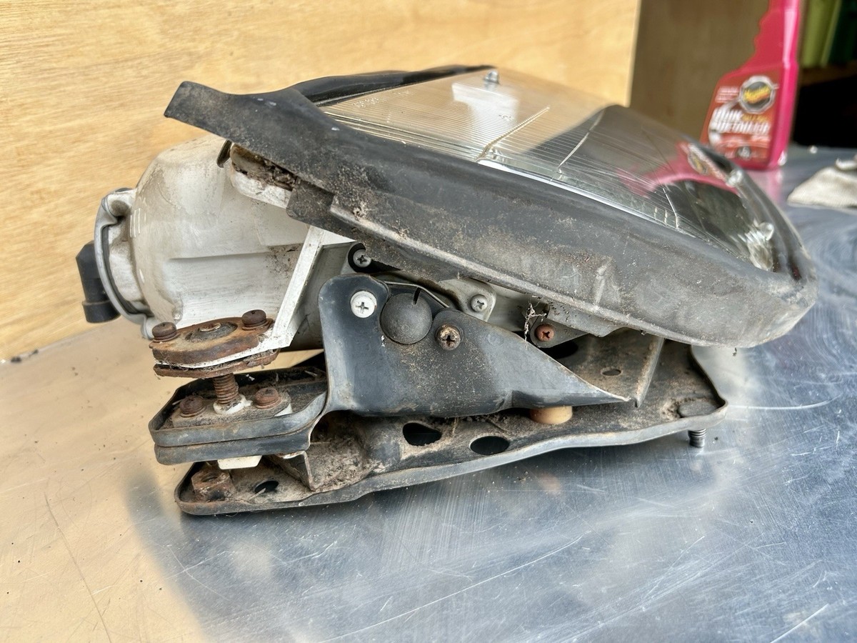 90-96 Nissan 300zx Z32 OEM RH Right Passenger Side Headlight