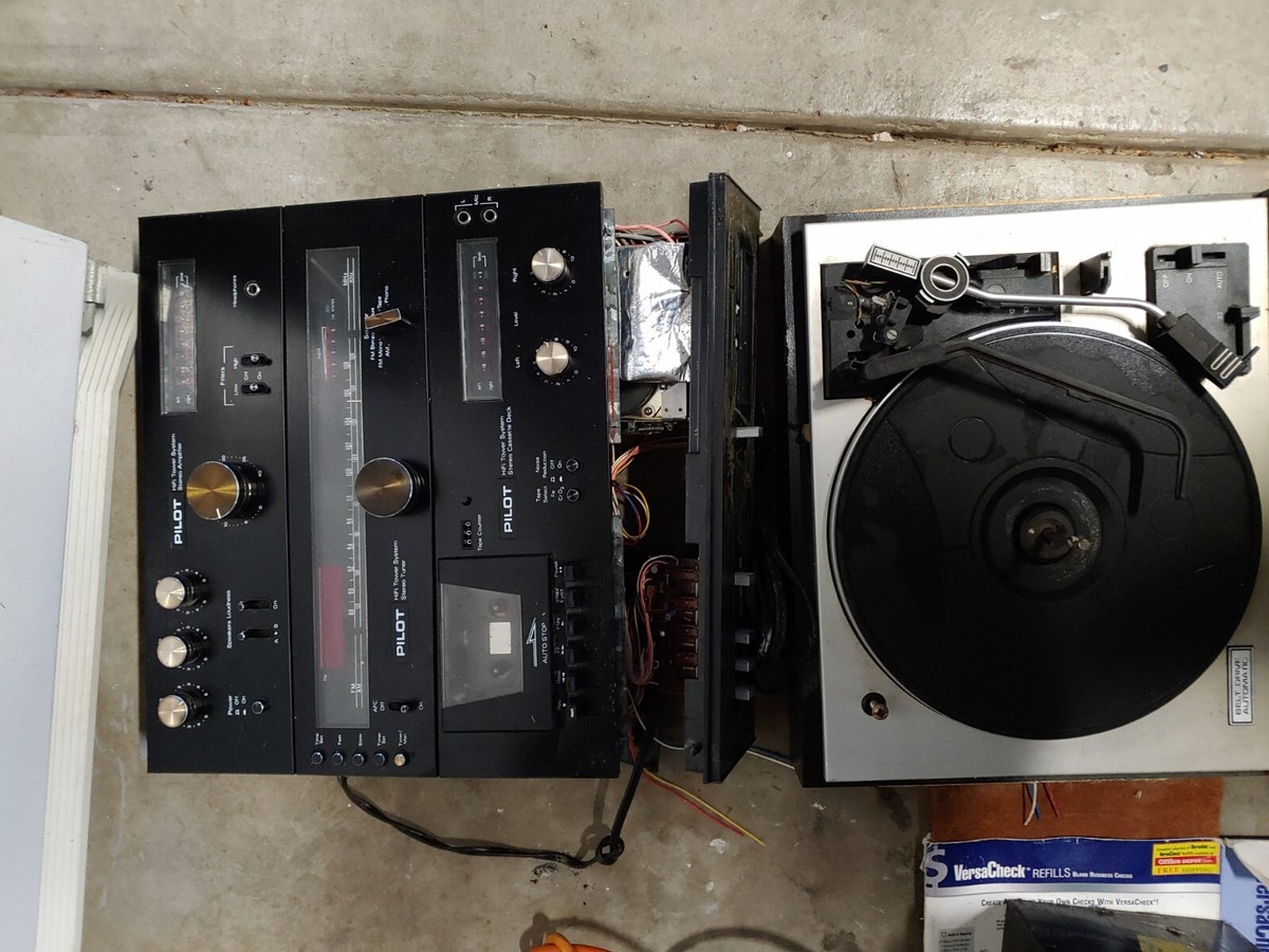 Vintage Pilot Set Vinyl Record Tape Player 8 Track Spkr Audio Ent