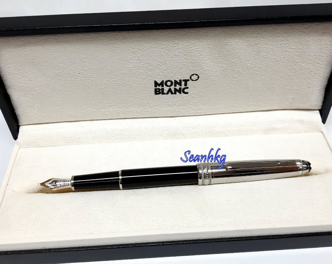 MontBlanc Meisterstuck Solitaire Doue Classique Fountain Pen 18K
