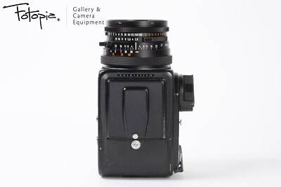 Hasselblad 500C/M - Black with CF 80mm F2.8 T*, KIEV Prism & extra