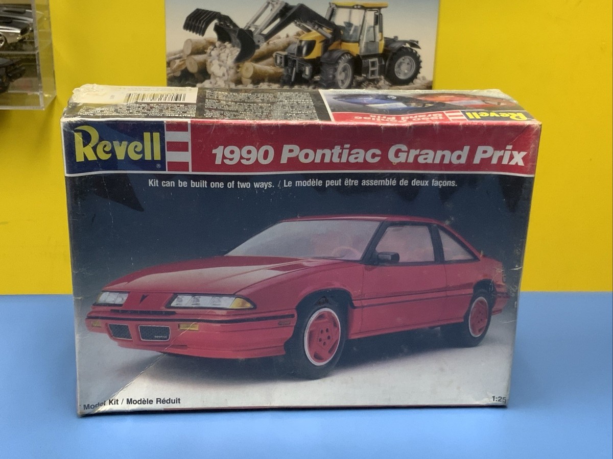 Revell Pontiac G.P. Turbo 限定版 1/24 【公式通販】