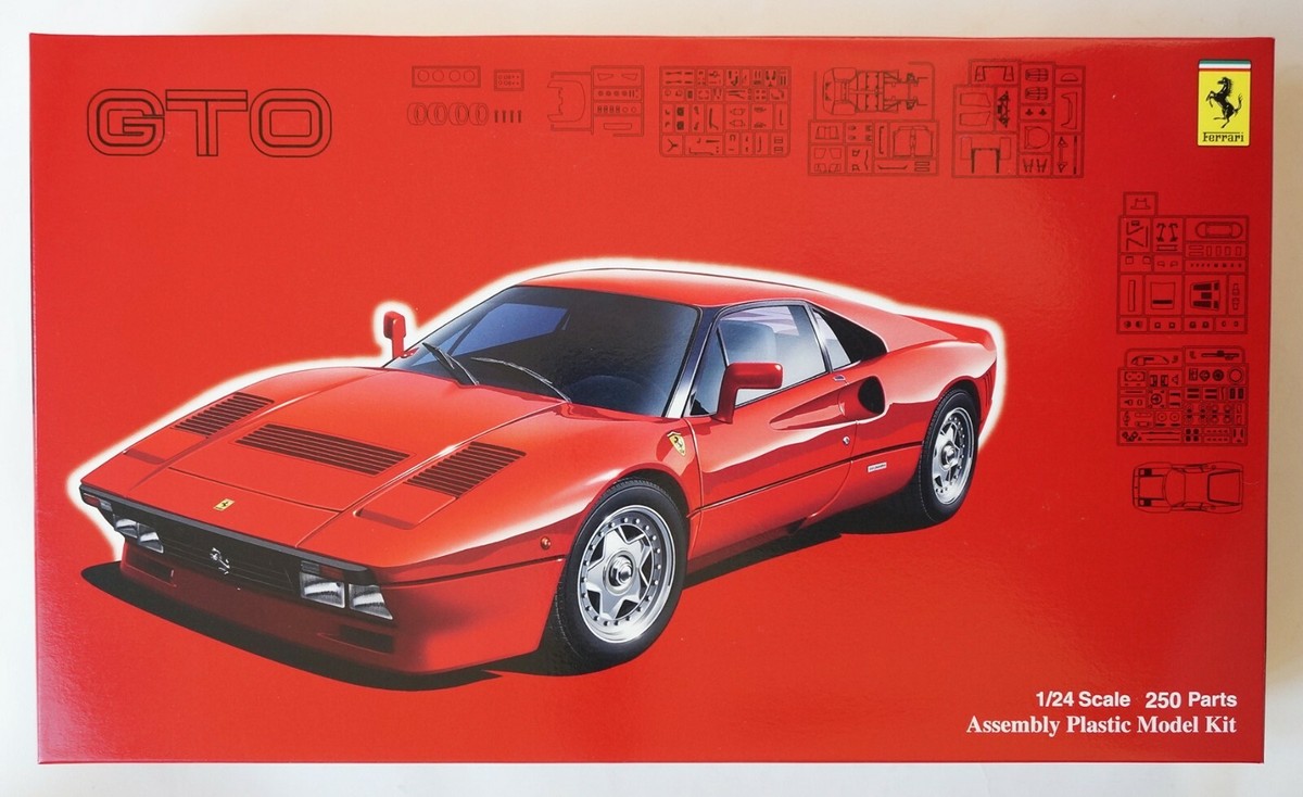 Revell Ferrari 288 GTO 1:24 ダイキャスト Ferrari 288 GTO Red by