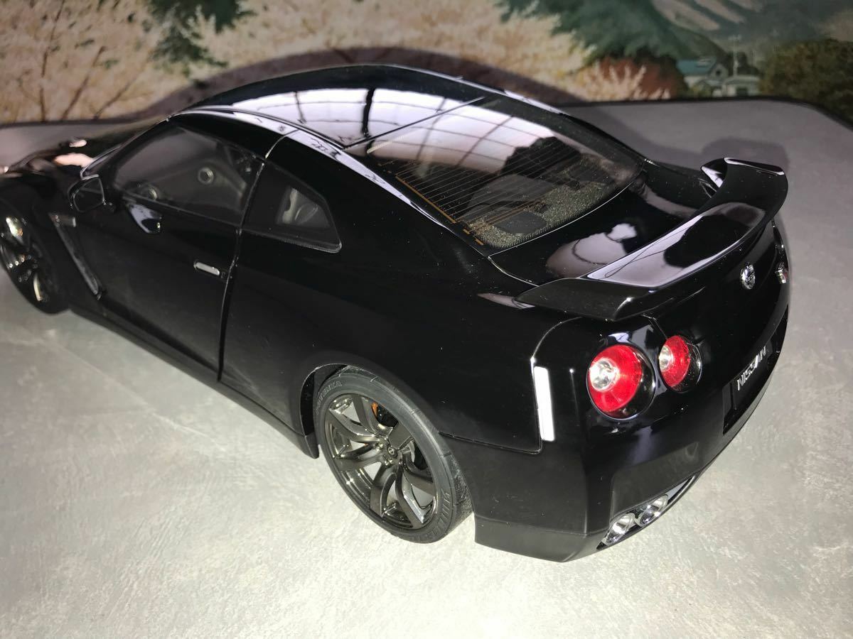オートアート1/12 NISSAN GT-R R35 スカイライン