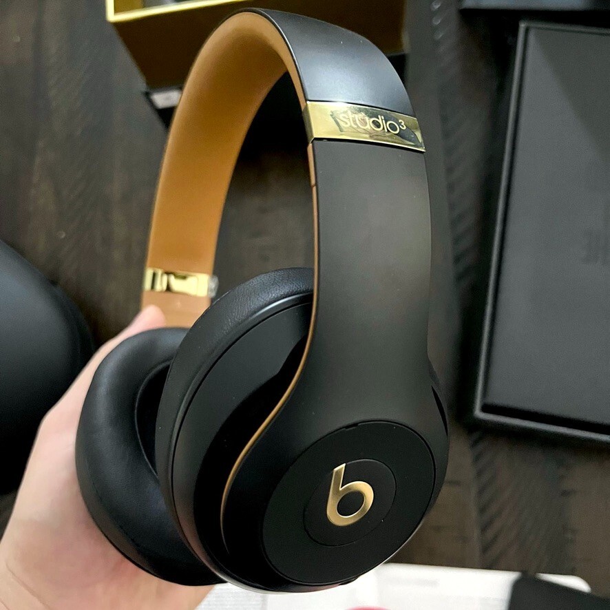 NEW SEALED Beats Studio3 Wireless Skyline Collection Headphones