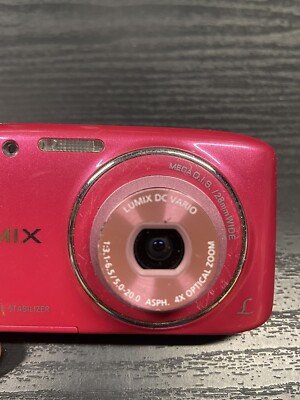 Panasonic LUMIX DMC-S2 Pink Digital Camera. 4X Zoom Optical Image
