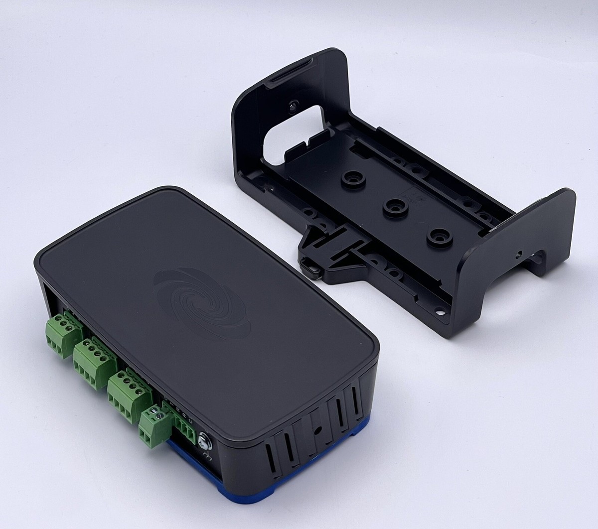 Crestron RMC3 3-Series® Room Media Controller with Bracket Mint