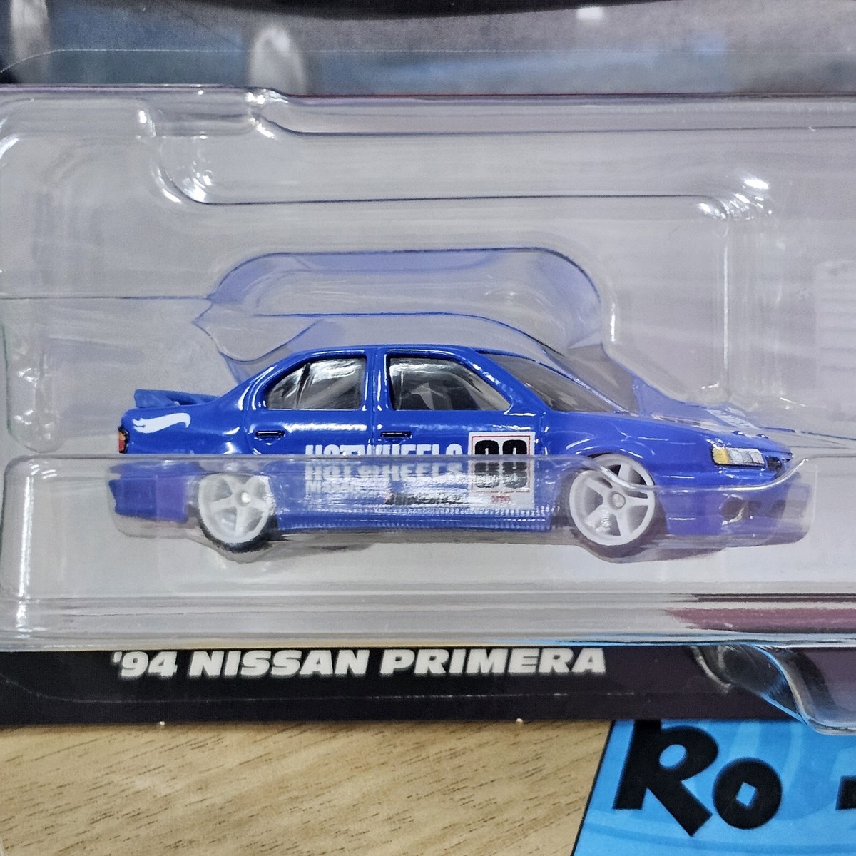 HOT WHEELS PREMIUM '94 NISSAN PRIMERA AND NISSAN R390 GT1 TWIN