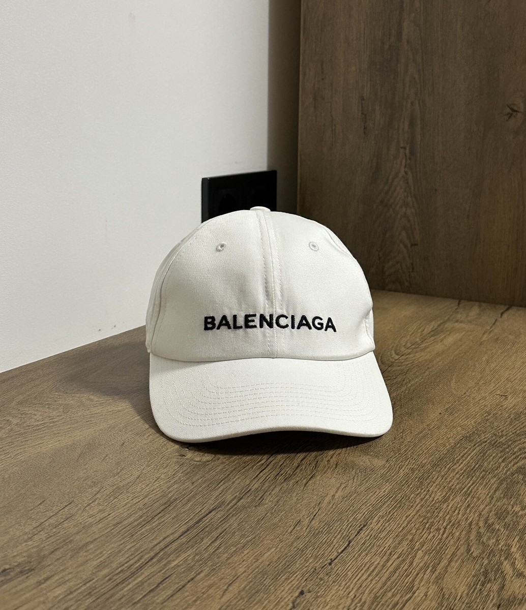 バレンシアガ キャップ ホワイト Balenciaga Embroidered Logo White
