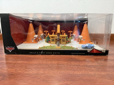 Disney/Pixar Cars Precision Series Sally's Cozy Cone Motel Playset