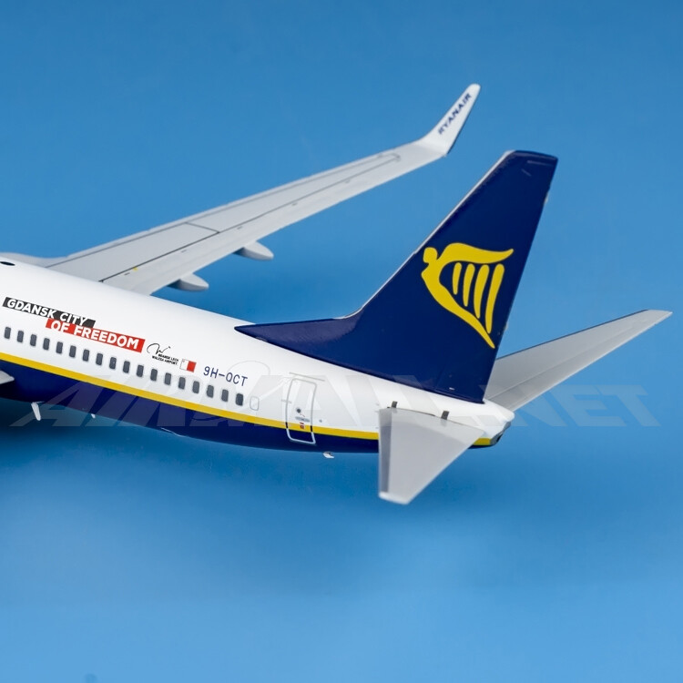 1:200 JC Wings Ryanair Boeing 737-800 Passenger​ Airplane Diecast