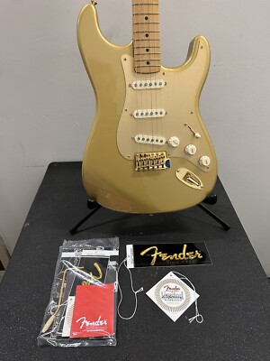 2004 Fender Mexico 50th Anniversary Aztec Golden Stratocaster