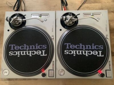 Technics SL-1200 MK3D Silver Set of 2 Direct Drive DJ Turntables