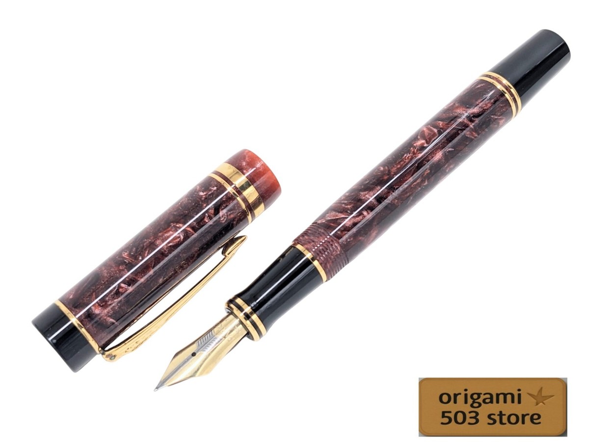 Vintage 1990s Parker Duofold Centennial Marble Red 18K EF Fountain