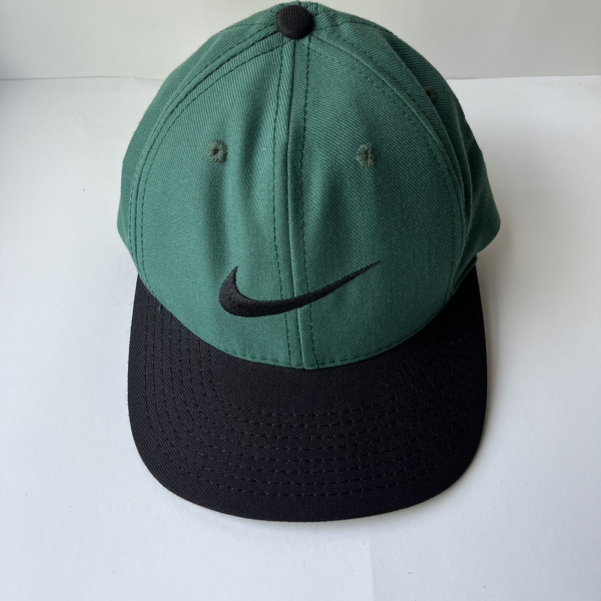Vintage 90s Nike Golf Hat Cap Size 6 7/8 Fitted Green Black Bill