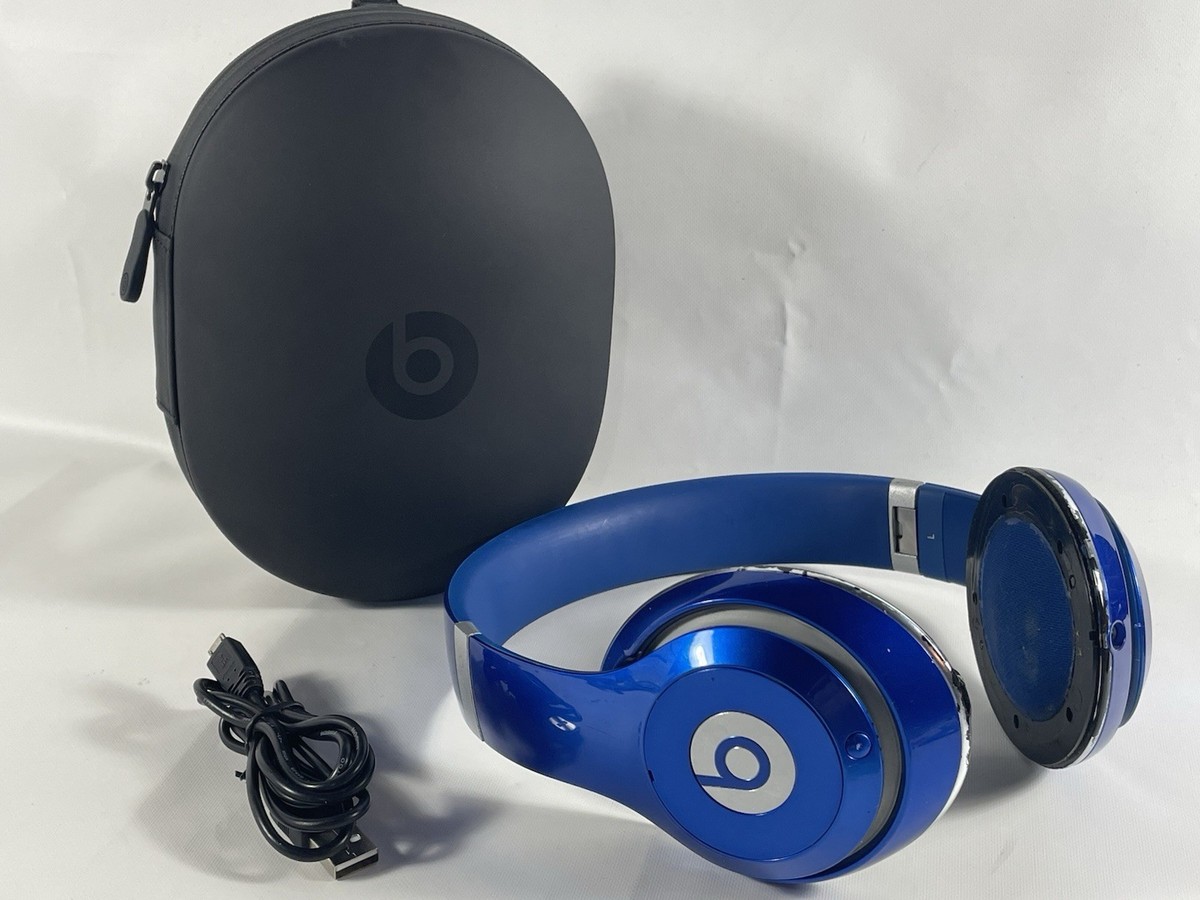 Beats B0501 Studio Wireless Headphone Noise Cancelling Blue W/Case