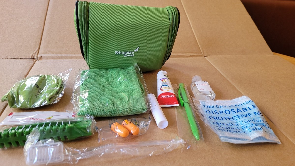 ビジネスクラスアメニティ エチオピア航空 アメニティポーチセット 8点