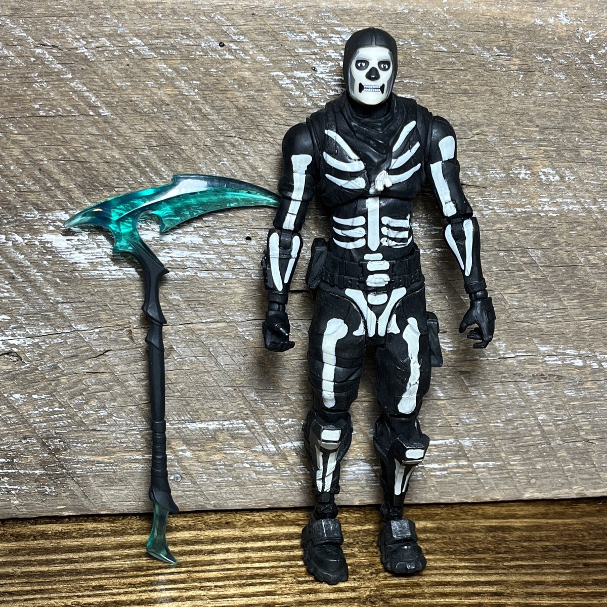 FORTNITE Skull Trooper 7