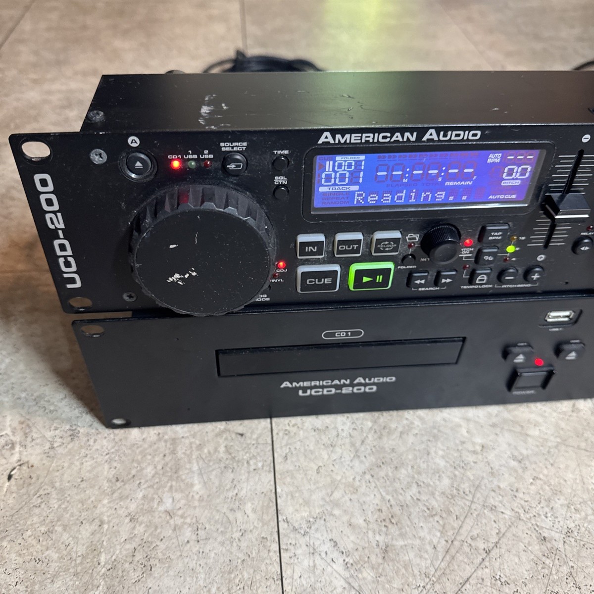 American Audio UCD-200 MKII DJ Controller CD Player WITH CABLE