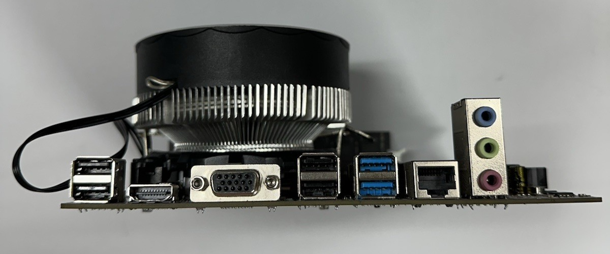 iiyama PC LEVEL∞ Core i5-7600 Intel Core i5 7th Gen - Core i5