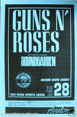 GUNS AND ROSES 1992来日パンフレット GUNS AND ROSES 1992来日