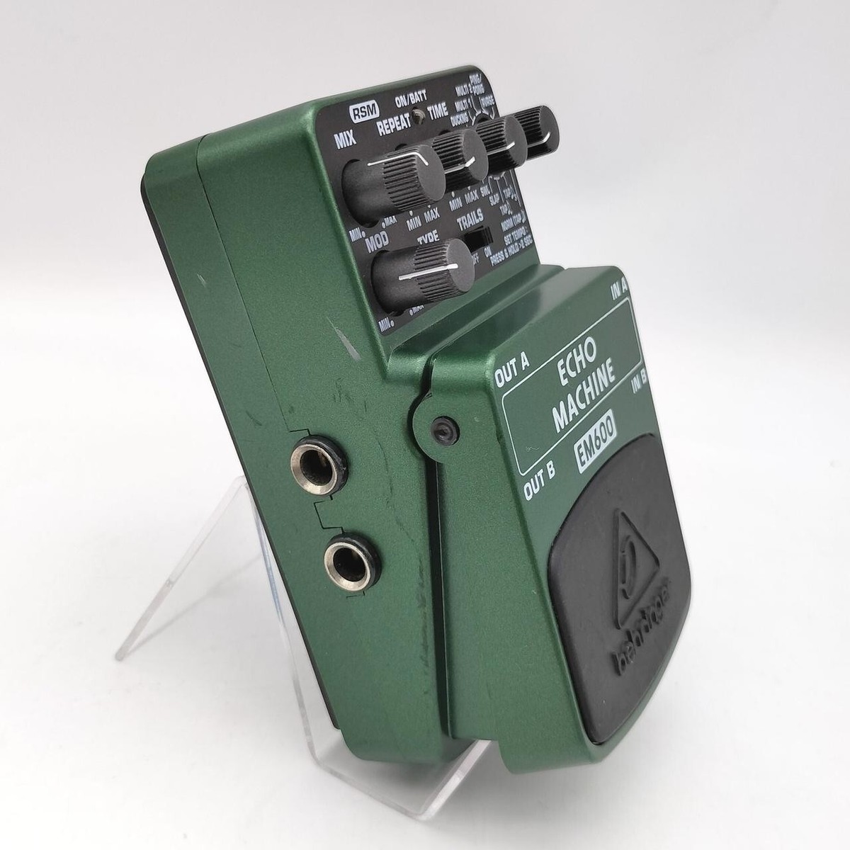 ギター BEHRINGER ECHO MACHINE EM600 ギター BEHRINGER EM600 ECHO