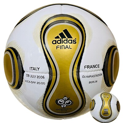 Adidas Teamgeist Berlin Final Match Ball FIFA World Cup Germany