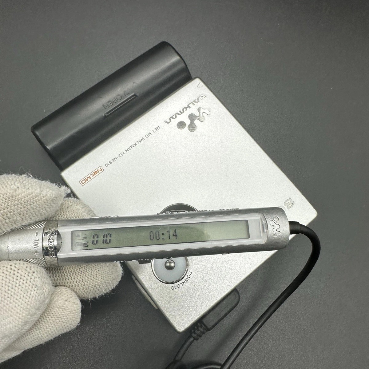 SONY MZ-NE810 Net MD WALKMAN Portable Minidisc Player Tested