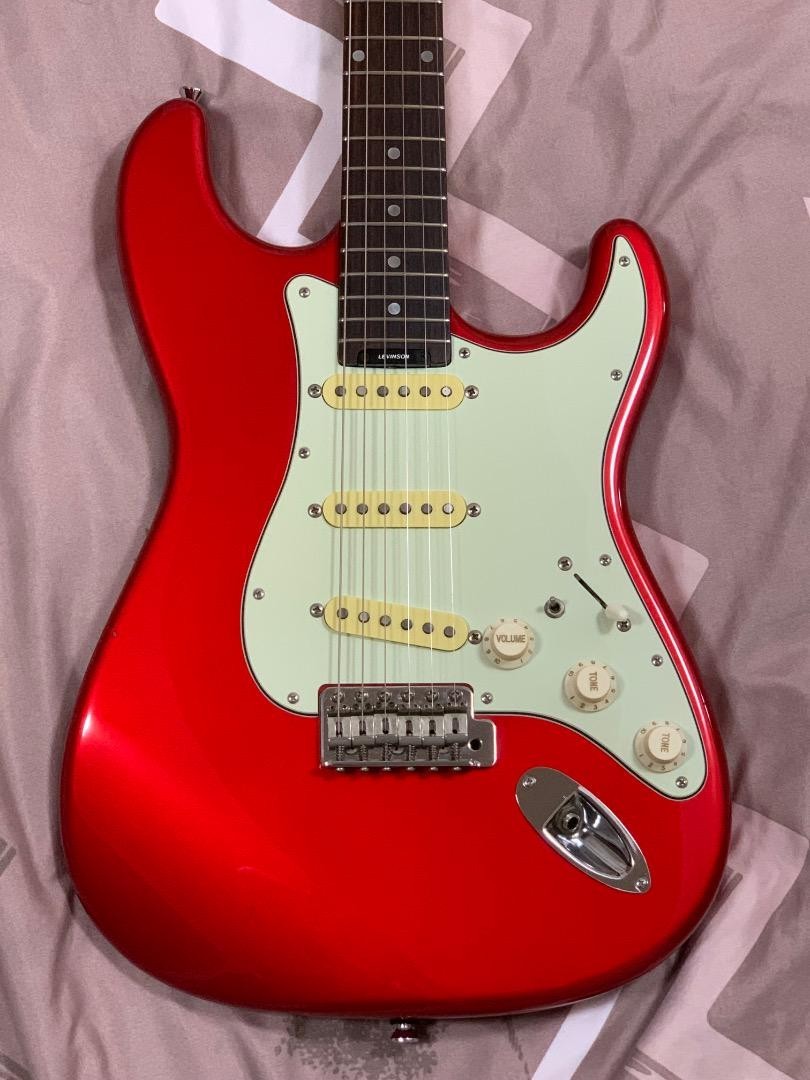 BLADE Levinson Stratocaster Electric Guitar with Tremolo Arm Gig