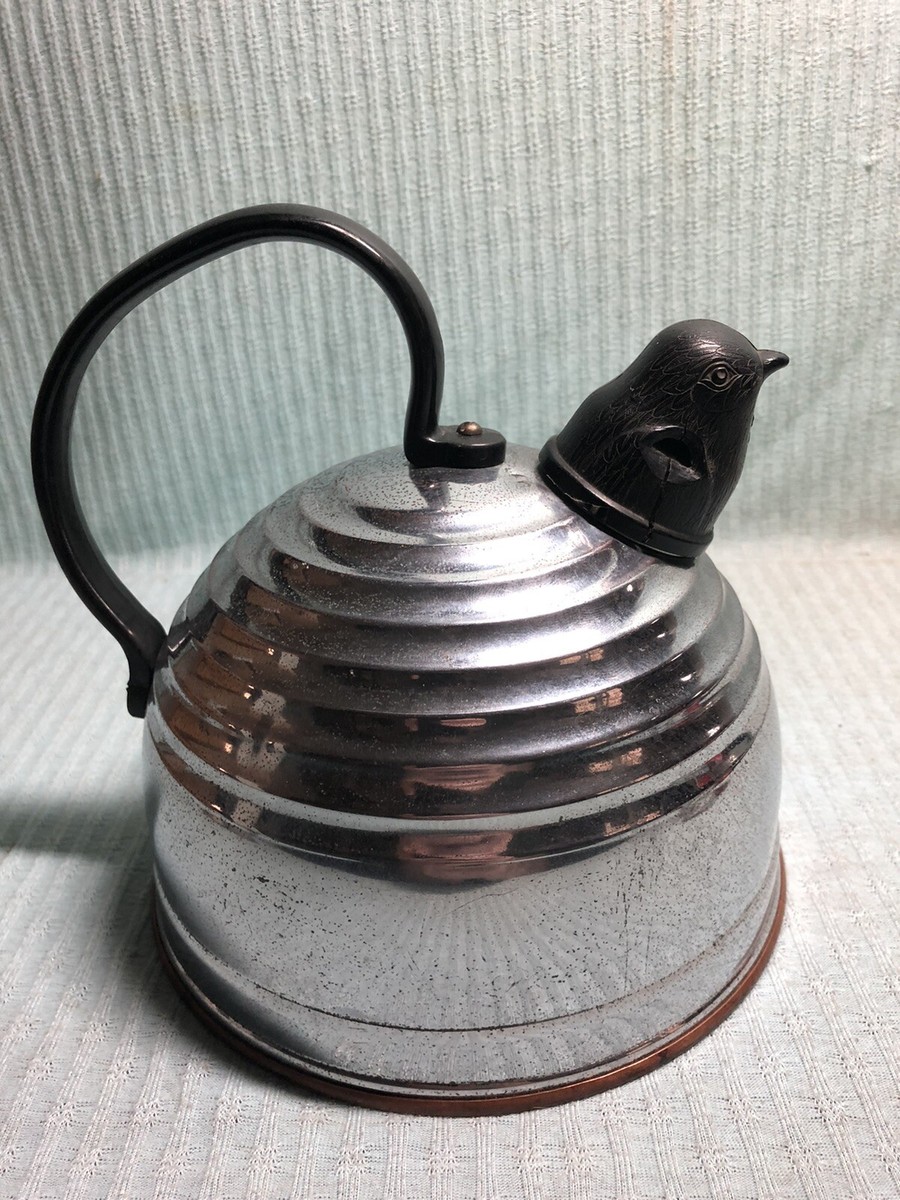 Vintage REVERE METAL WARE Beehive Whistling Tea Kettle w/ Bakelite