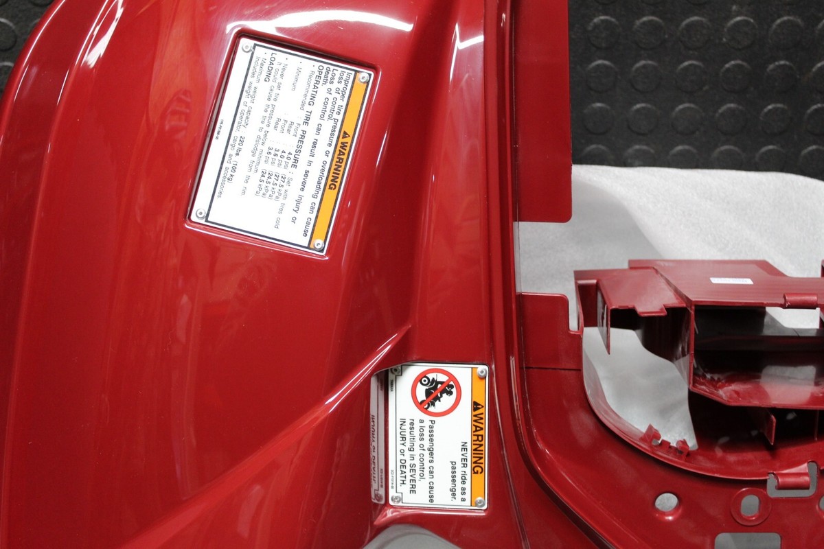 06-25 Raptor 700 Plastics Fenders MAROON REAR FENDER IN STOCK