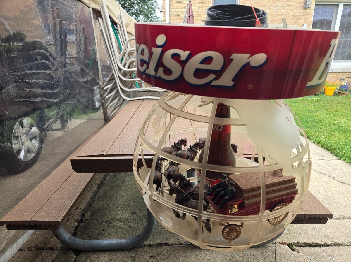 Vintage Budweiser CLYDESDALE Carousel World Globe Made Jan 1997