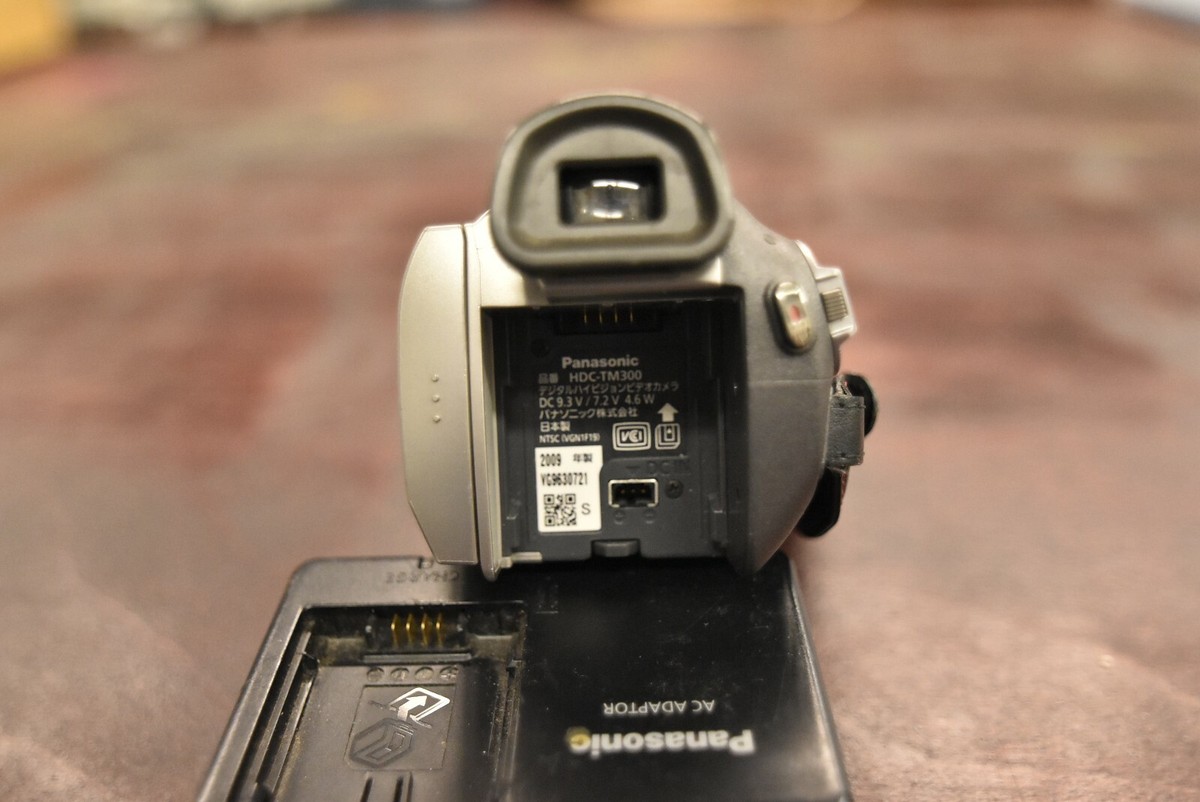 Panasonic ハイビジョンビデオカメラ HDC-TM300