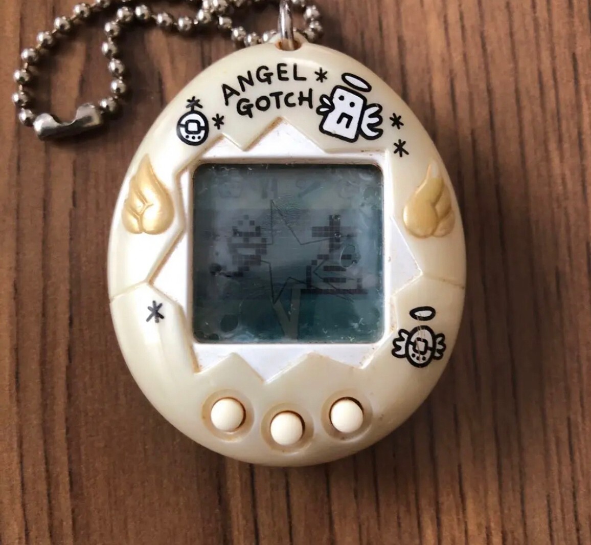 Bandai Tamagotchi Tenshitchi Angelgotchi Angel 1997 Pearl silver