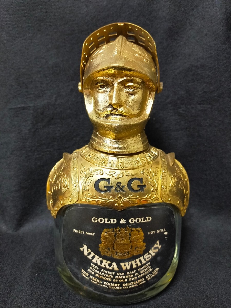 Nikka Whisky G & G Knight Gold Metal Topper & Empty Bottle 70s