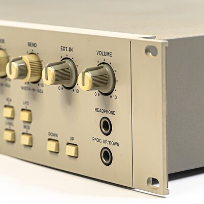 Akai EWI3020M – Analog Monophonic Synthesizer Rackmount Module