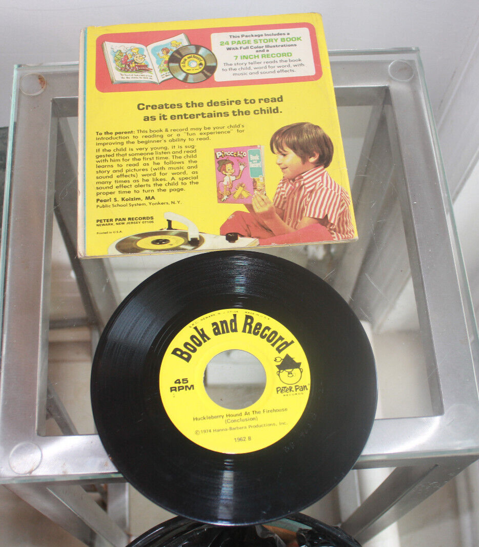 HANNA-BARBERA: huckleberry hound at the firehouse Peter Pan