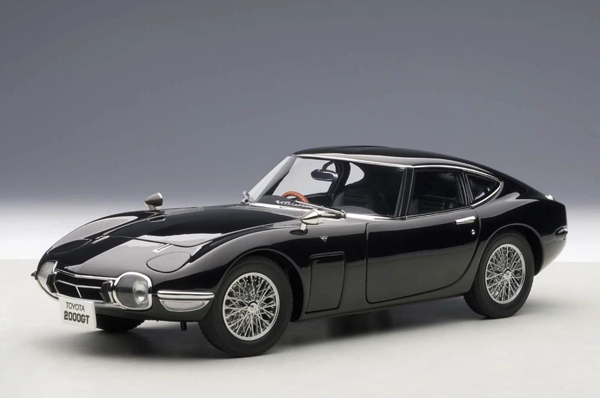 SUPER RARE* Autoart 1/18 Toyota 2000GT Coupe Black 1967 Wire Spoke